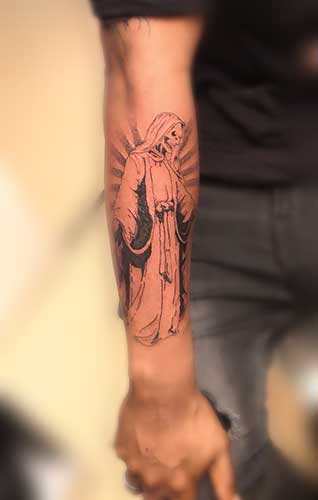 tatouage mort dot work calais