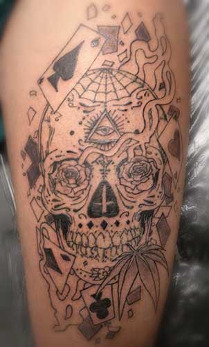 Tatouage tête de mort original